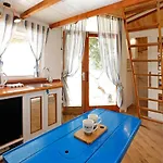 Tatil Evi Robinson Corto Maltese *