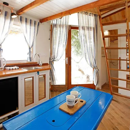 Holiday home Robinson Corto Maltese *