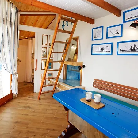 Robinson Corto Maltese Vikendica