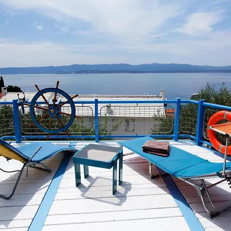 Vikendica Robinson Corto Maltese